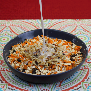 Discover how too make delicious carrot raisin overnight oats.